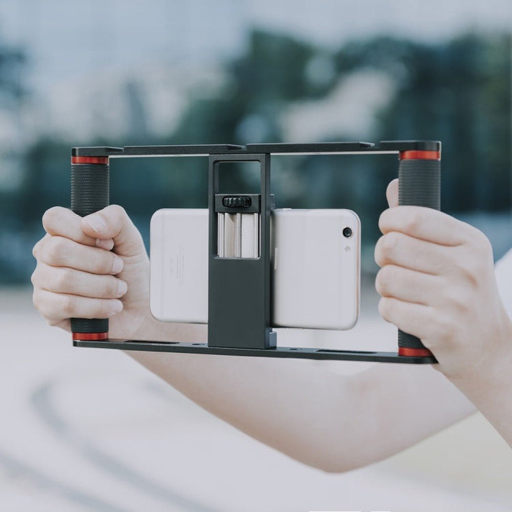 YELANGU PC05 YLG0909B Vlogging Live Broadcast Smartphone Metal Cage Video Rig Filmmaking Recording Handle Stabilizer Bracket for iPhone, Galaxy, Huawei, Xiaomi, HTC, LG, Google, and Other Smartphones, YLG0909B - laboratorydeal